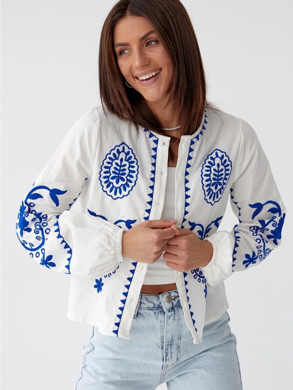 White Boho Embroidered Button-Front Top with Blue Floral Motifs - Picture 3 of 4